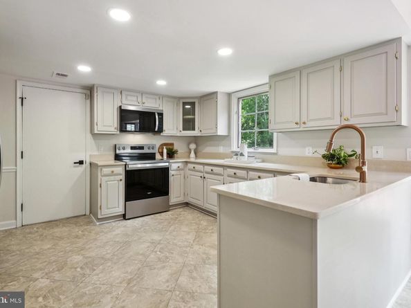3914 Bentwood Court, Fairfax VA 22031