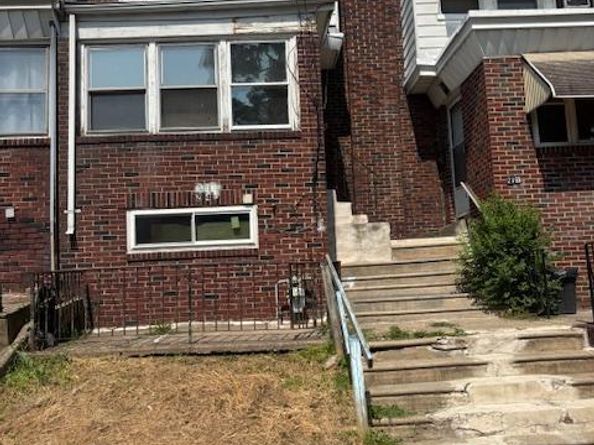 214 N 6TH Street, Darby PA 19023