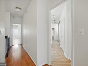 900 N Stafford Street N 2632, Arlington VA 22203