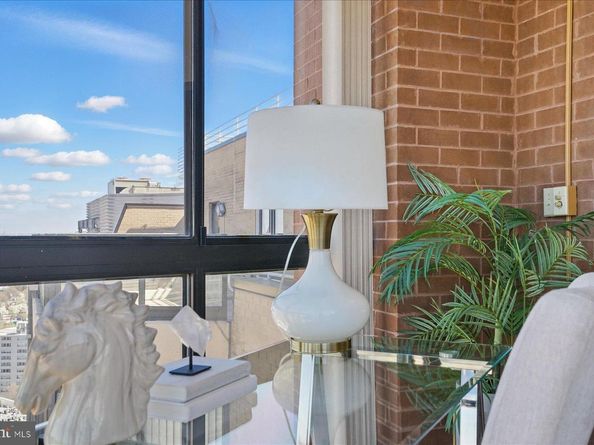 900 N Stafford Street N 2632, Arlington VA 22203
