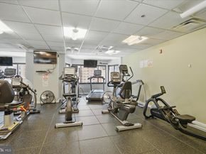 900 N Stafford Street N 2632, Arlington VA 22203