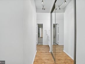 900 N Stafford Street N 2632, Arlington VA 22203