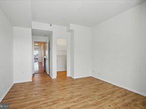 900 N Stafford Street N 2632, Arlington VA 22203