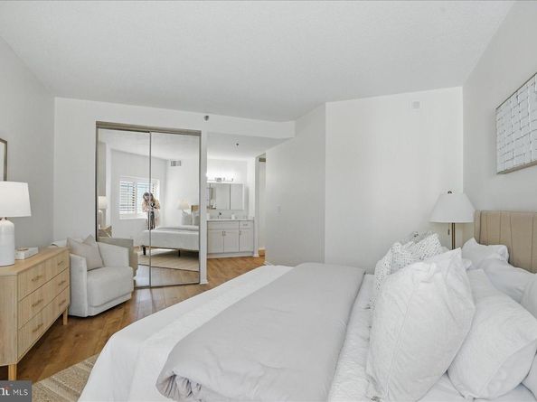 900 N Stafford Street N 2632, Arlington VA 22203