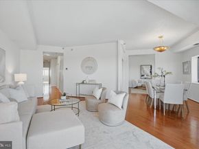 900 N Stafford Street N 2632, Arlington VA 22203