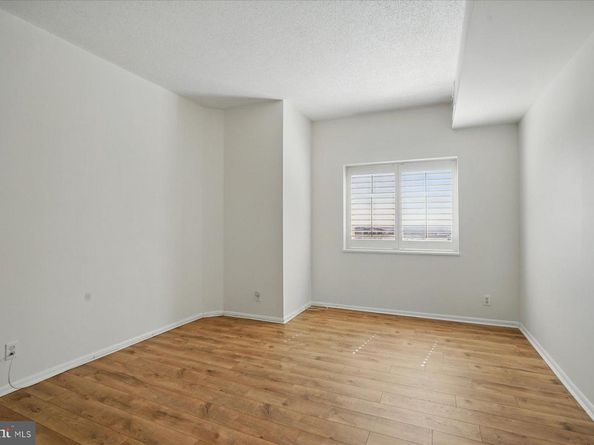 900 N Stafford Street N 2632, Arlington VA 22203