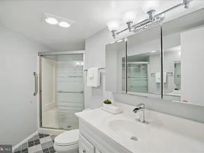 900 N Stafford Street N 2632, Arlington VA 22203