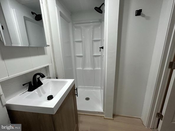 304 E Nelson Avenue, Alexandria VA 22301