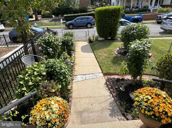 304 E Nelson Avenue, Alexandria VA 22301