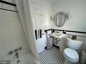 304 E Nelson Avenue, Alexandria VA 22301