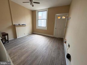 907 W Silver Street, Philadelphia PA 19133