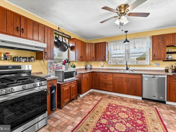 1200 E 13TH Street, Eddystone PA 19022