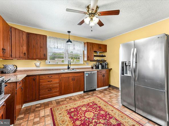 1200 E 13TH Street, Eddystone PA 19022