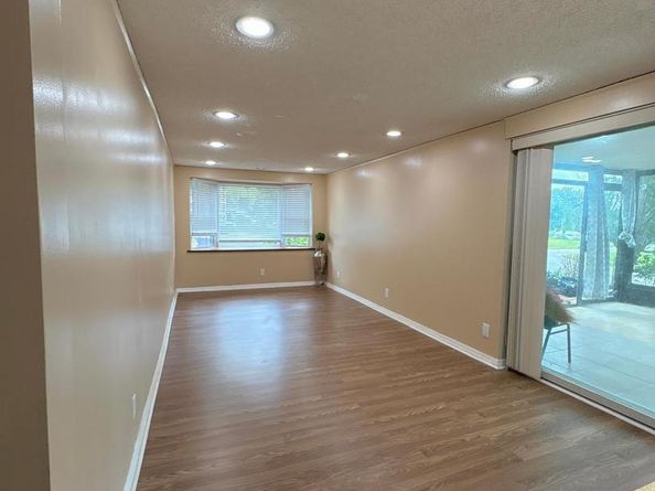 100 Boncouer Road, Cheltenham PA 19012
