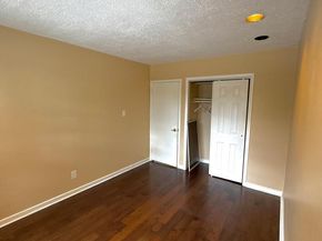 100 Boncouer Road, Cheltenham PA 19012
