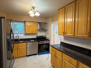 100 Boncouer Road, Cheltenham PA 19012