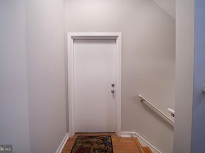 706 N 7TH Street, Philadelphia PA 19123