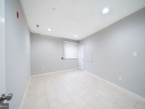 706 N 7TH Street, Philadelphia PA 19123