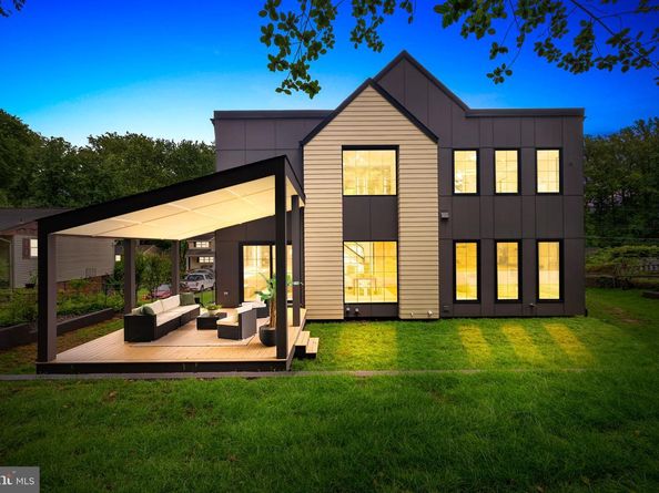 113 James Drive SW, Vienna VA 22180