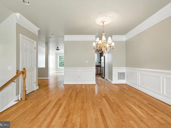 47565 Royal Burnham Terrace, Sterling VA 20165
