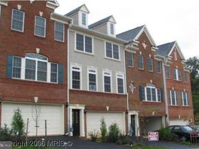 47565 Royal Burnham Terrace, Sterling VA 20165