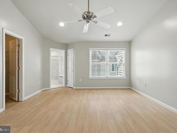 47565 Royal Burnham Terrace, Sterling VA 20165