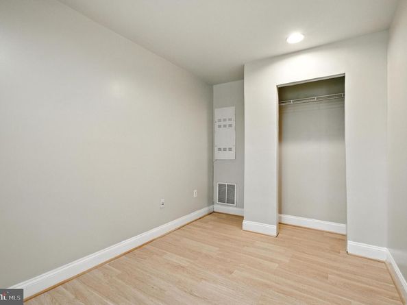 47565 Royal Burnham Terrace, Sterling VA 20165