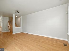 47565 Royal Burnham Terrace, Sterling VA 20165
