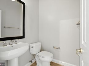 47565 Royal Burnham Terrace, Sterling VA 20165