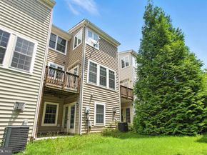 47565 Royal Burnham Terrace, Sterling VA 20165