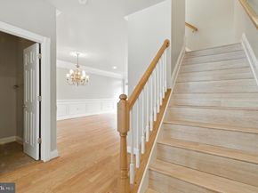 47565 Royal Burnham Terrace, Sterling VA 20165