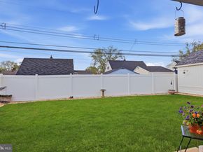 17 Needlepine Lane, Levittown PA 19054