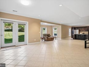 11040 Heathland Drive, Oakton VA 22124