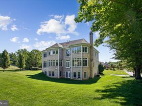 11040 Heathland Drive, Oakton VA 22124