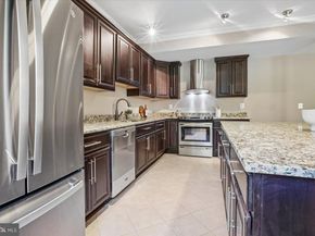 11040 Heathland Drive, Oakton VA 22124
