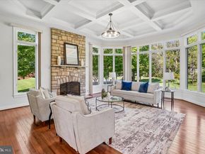 11040 Heathland Drive, Oakton VA 22124