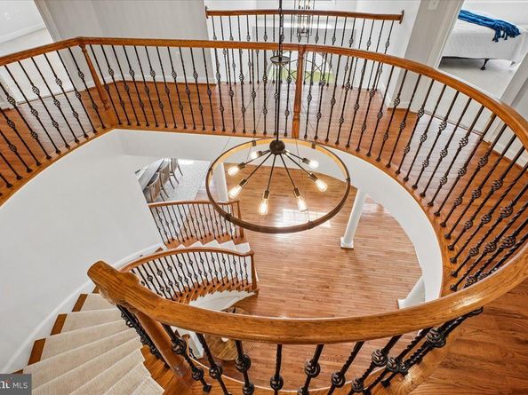 11040 Heathland Drive, Oakton VA 22124