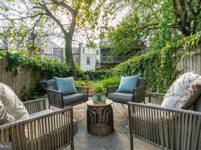 870 N 19TH Street, Philadelphia PA 19130
