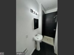 1515 W Seybert Street, Philadelphia PA 19121