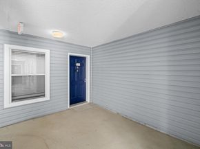 3179 Summit Square Drive 2C4, Oakton VA 22124