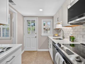 3590 S Stafford Street, Arlington VA 22206
