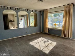 516 Parkway Drive, Fairless Hills PA 19030