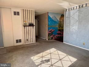 516 Parkway Drive, Fairless Hills PA 19030