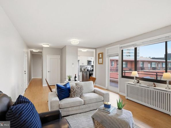 1121 Arlington Boulevard 1004, Arlington VA 22209