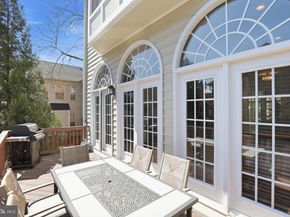 20378 Cottswold Terrace 67, Sterling VA 20165