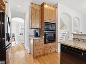 20378 Cottswold Terrace 67, Sterling VA 20165