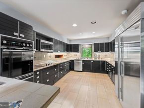 7575 Potomac Falls Road, Mclean VA 22102