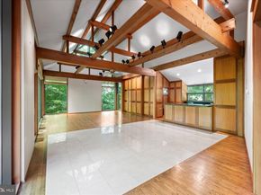 7575 Potomac Falls Road, Mclean VA 22102