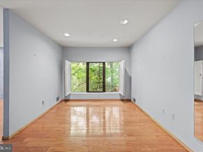 7575 Potomac Falls Road, Mclean VA 22102