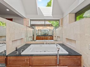 7575 Potomac Falls Road, Mclean VA 22102